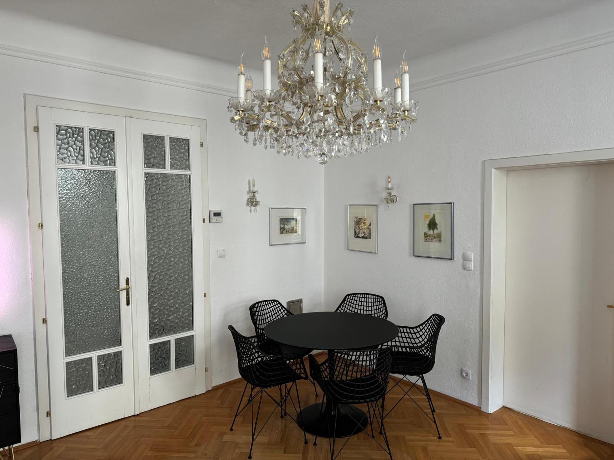 Atelier Lomani Apartment Wina Bagian luar foto